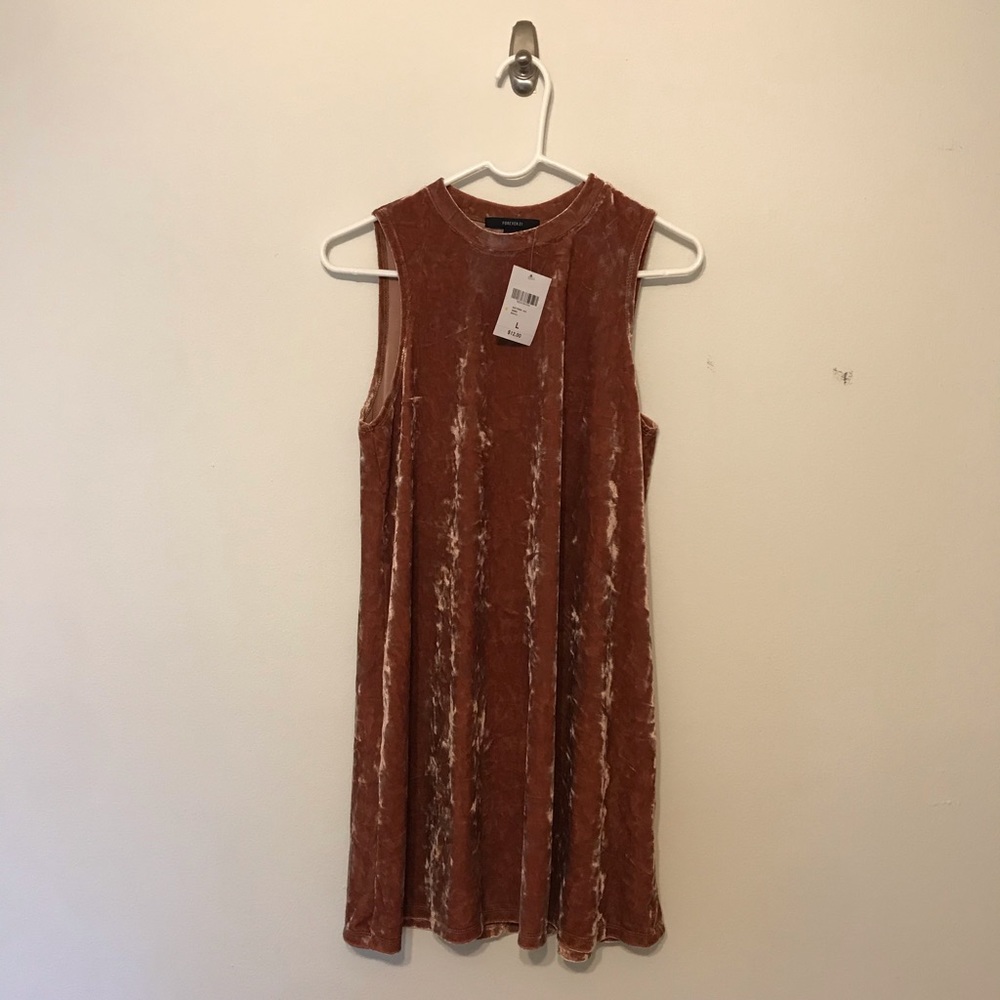 COPY - NWT Forever 21 Velvet Minidress